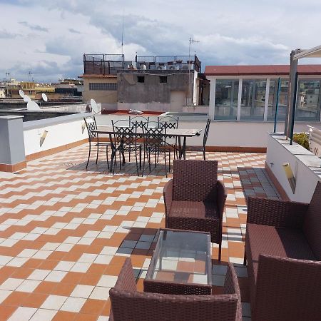 Апартаменты Raggio Di Sole Неаполь Экстерьер фото